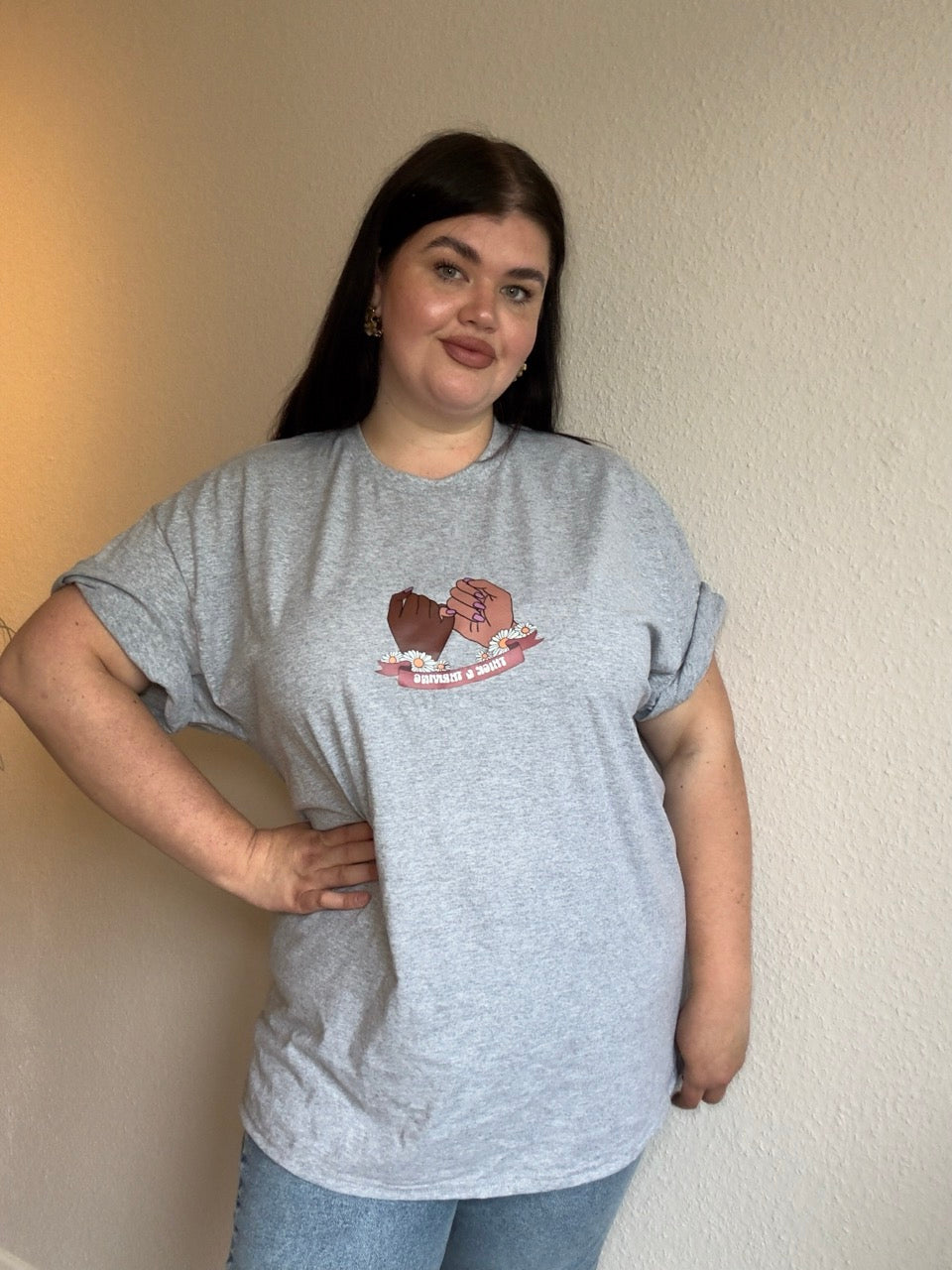 UNISEX T SHIRT "THICK & THRIVING"